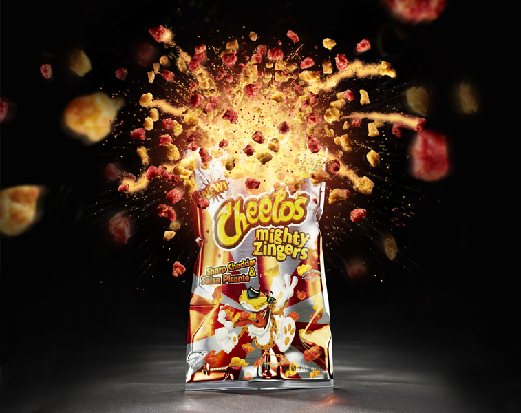 studioMiguel_Illustration_04_Cheetos_explodingbag_AWESOME_lr